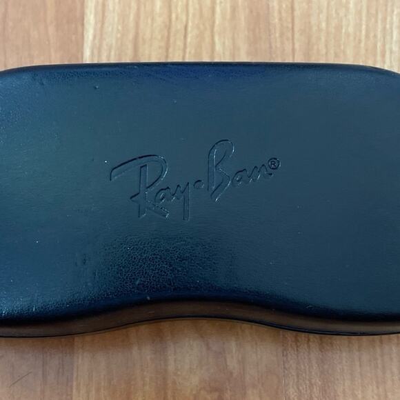 Ray Ban‎ Sunglasses Hard Case - Picture 1 of 4